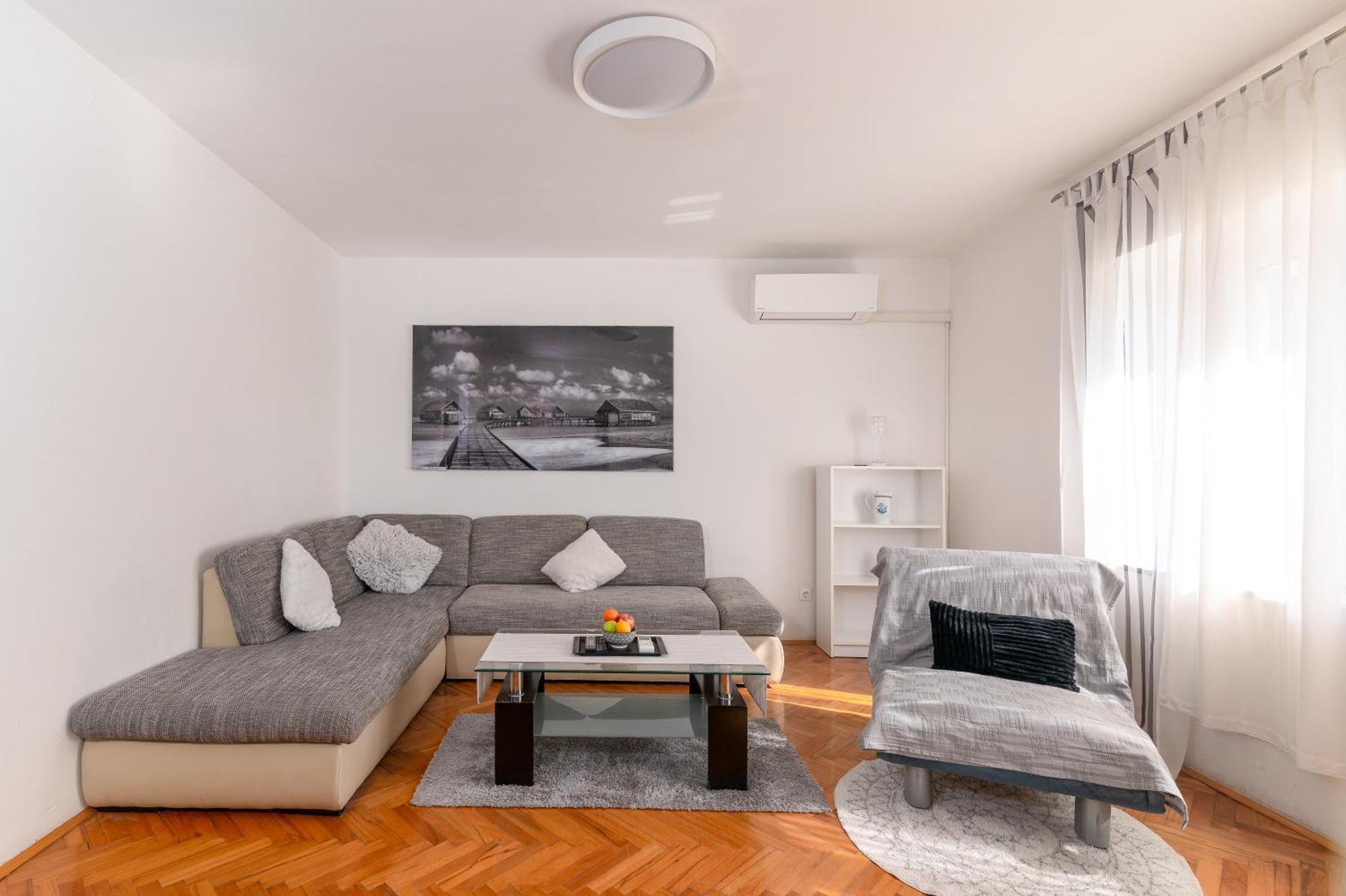Apartman Milijana Fažana Exteriör bild